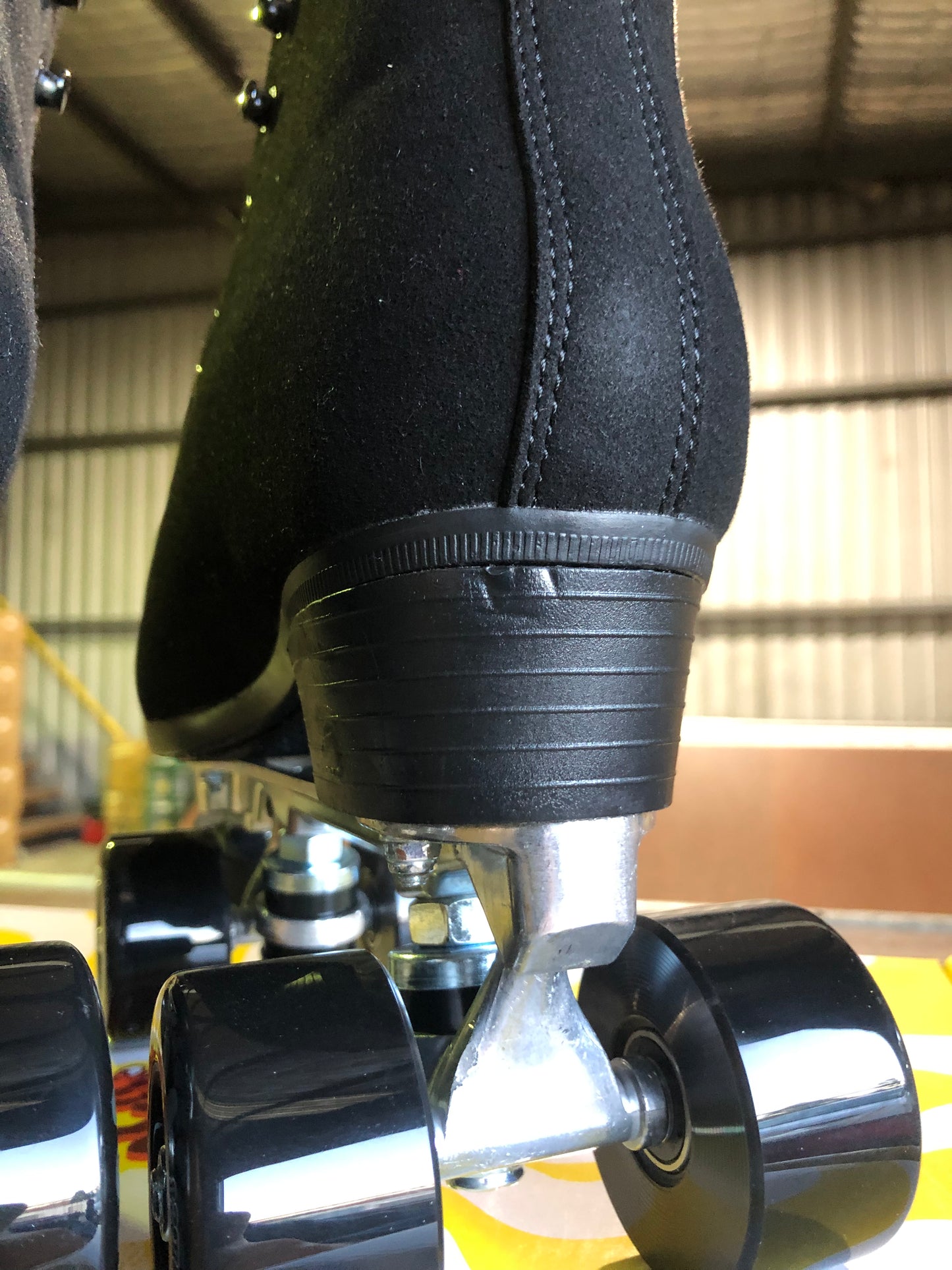 Seconds Sale - Vegan black size 7