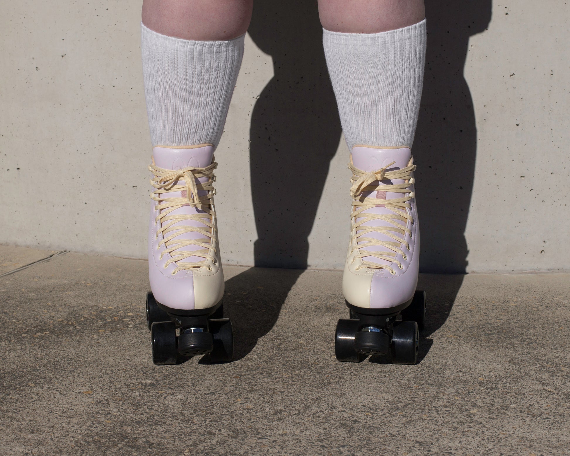 Chuffed Skates cruiser beginner roller skate - sunset colour (lilac & tan)