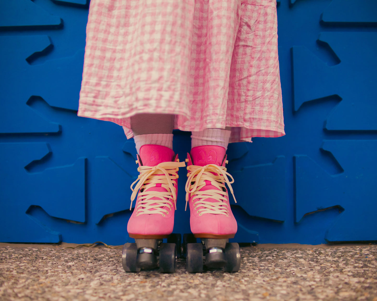 WANDERER Chuffed Skates - VEGAN PINK